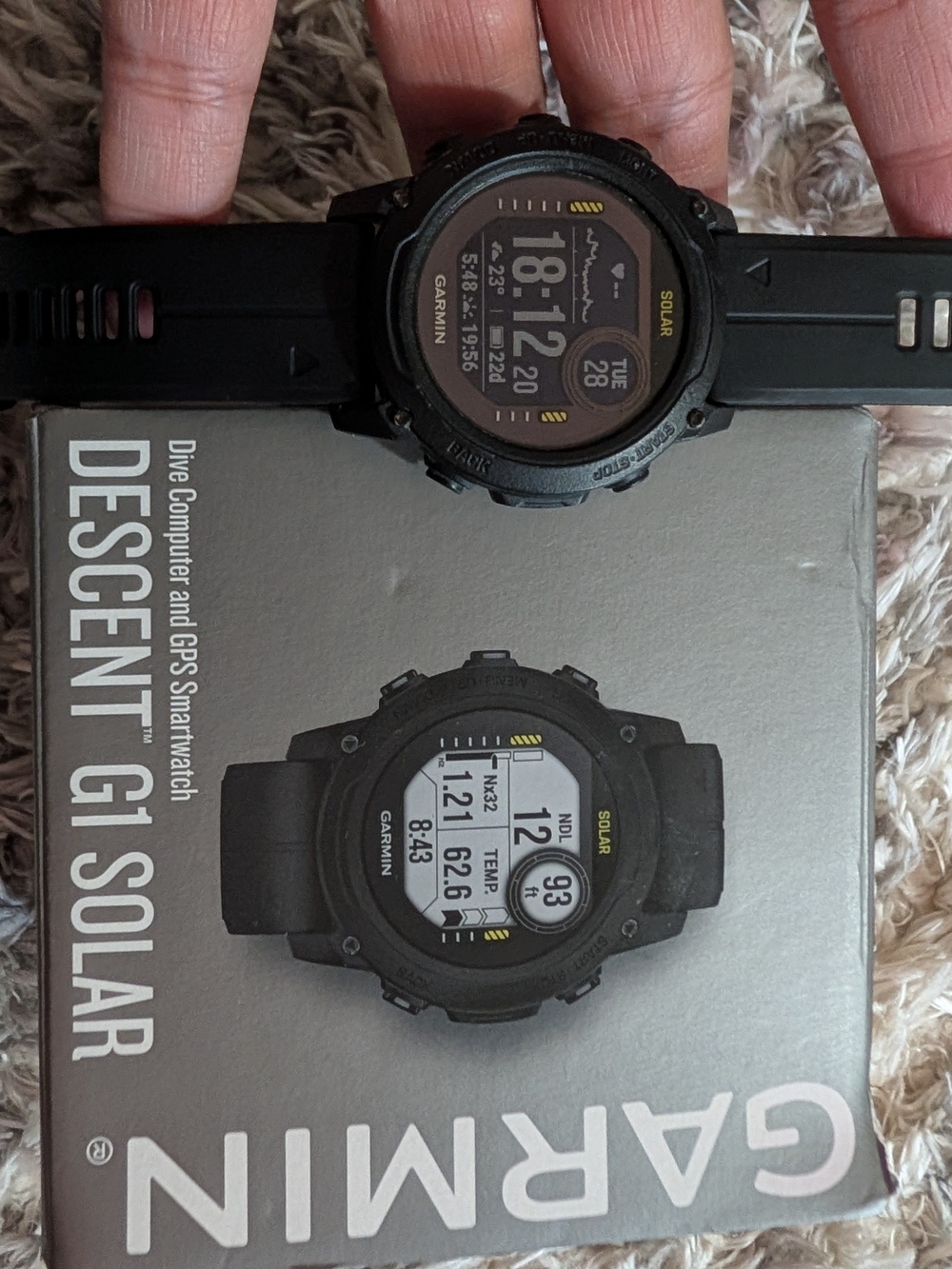 garmin Descent G1 Solar Smartwatch - Black
